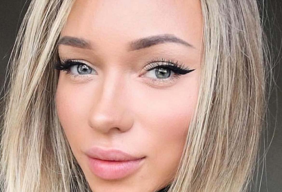 Para aprender cómo hacerte la raya del ojo si lo tienes pequeño hazte un rabillo pronunciado desde la mitad del ojo con el Superliner Tattoo Signature de L’Oréal Paris.